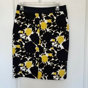 Women’s Margaret M Floral Skirt Size medium. Perfect condition. Barely worn.